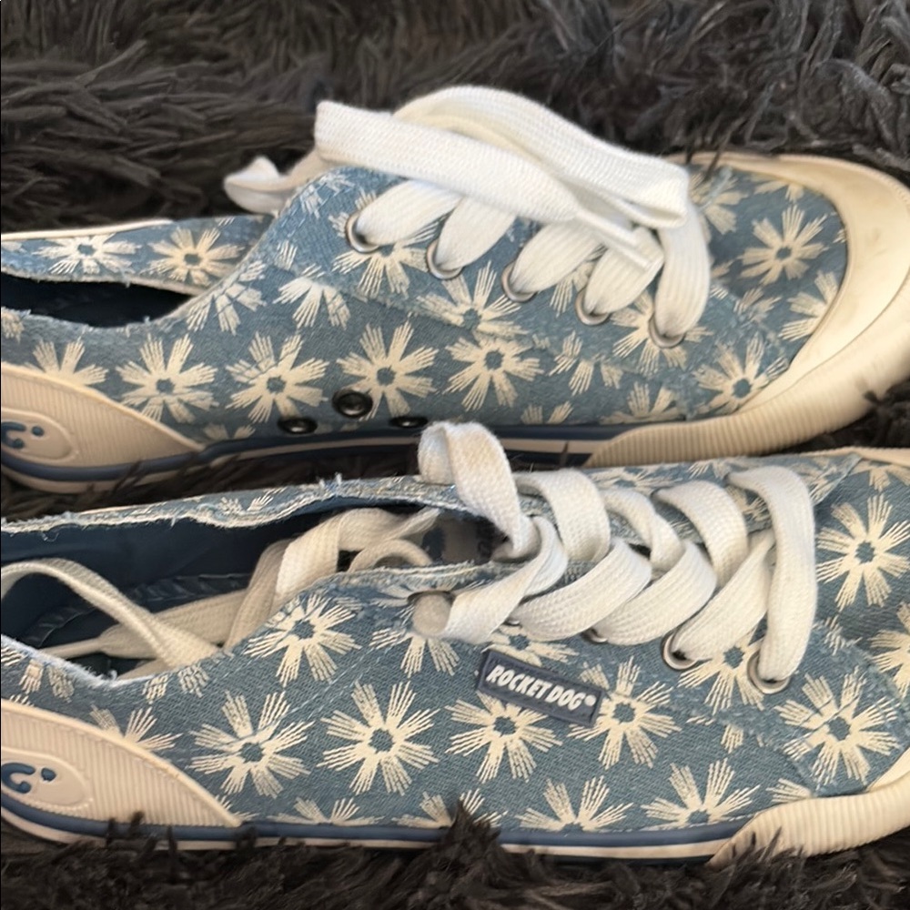 Rocket Dog Blue Floral Sneakers - Picture 2 of 5